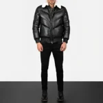 Great fitting Puffer Jacket - model wearing a black bomber jacket